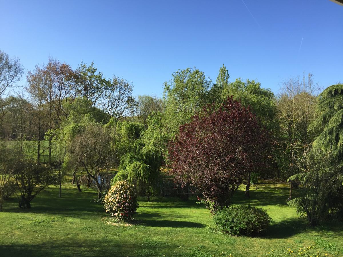 Les Arbres Rouges Bed & Breakfast Sucé Dış mekan fotoğraf